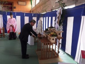 ①油野